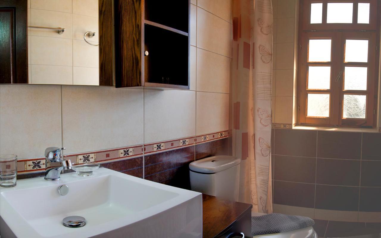 Aggelon Katafygio Hotel Asprangeloi Bagian luar foto
