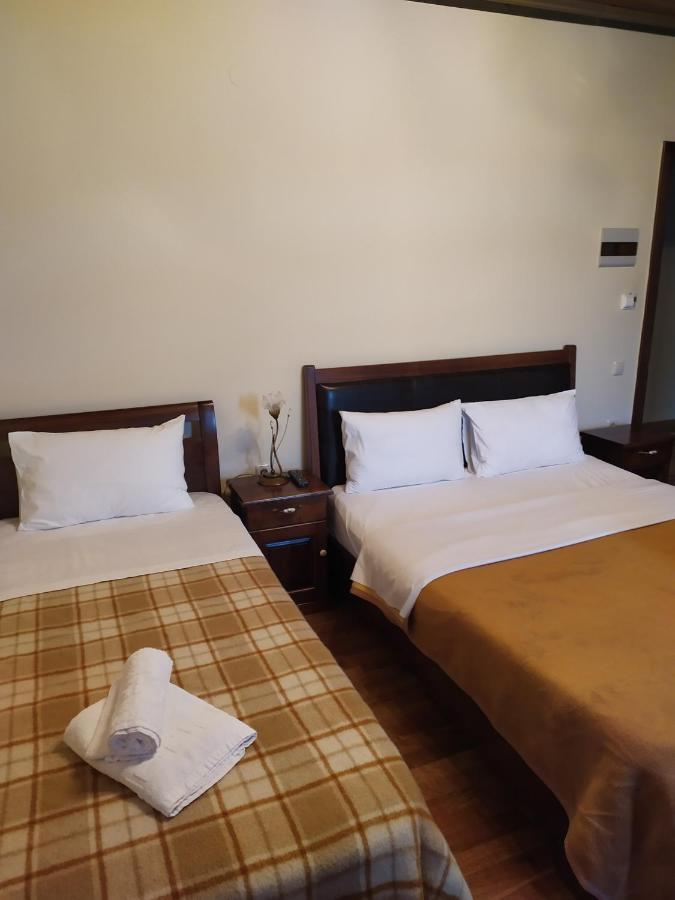 Aggelon Katafygio Hotel Asprangeloi Bagian luar foto